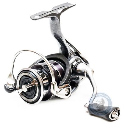 Катушка Daiwa Exceler 20 LT 3000-C видео, описание и фото
